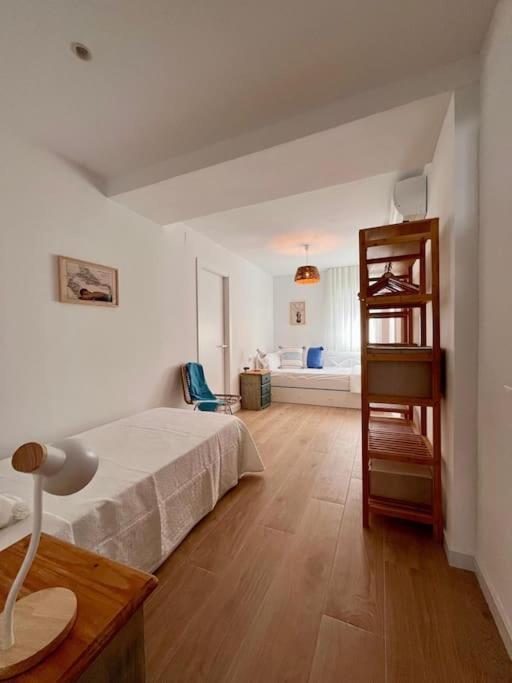 Piso Con Mucho Encanto Дения Экстерьер фото