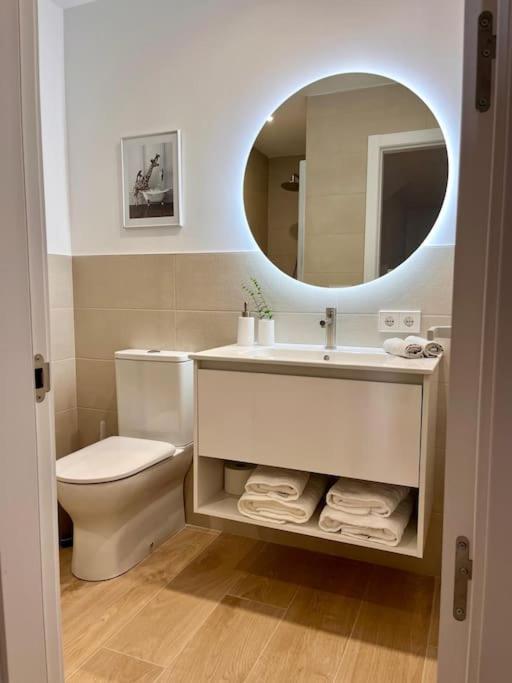 Piso Con Mucho Encanto Дения Экстерьер фото
